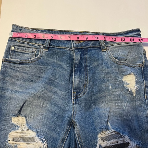 Fashion Nova Ripped Medium Wash Jeans - Picture 4 of 10